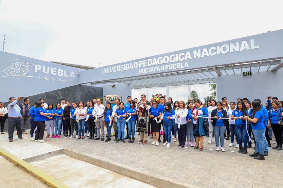 Con nuevo campus, gobierno impulsa educación en Hueyapan