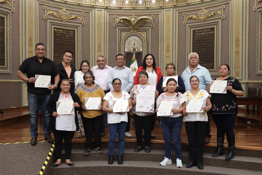 Reconoce Congreso a cocineras tradicionales de San Nicolás