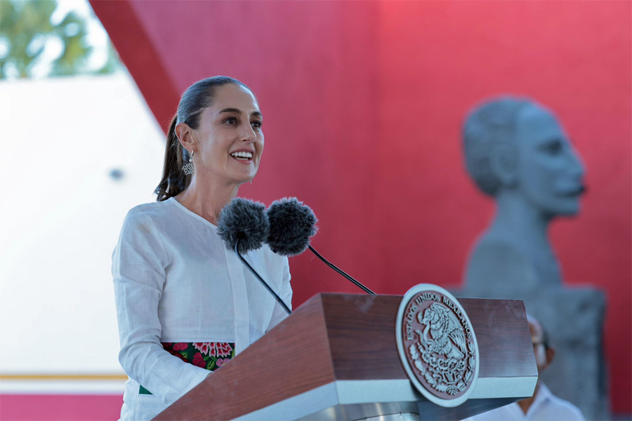 Sheinbaum toma protesta como presidenta con 67% de aprobación