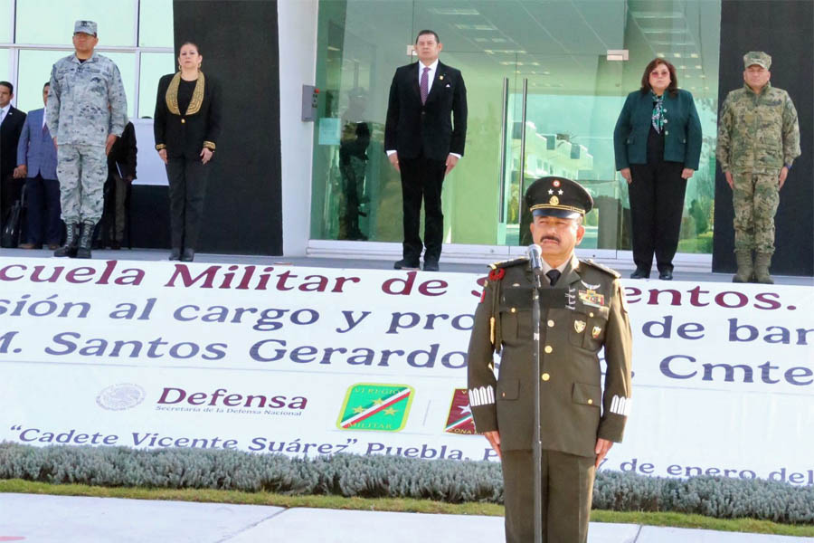 Fue AA a toma de protesta de comandante de XXV zona militar