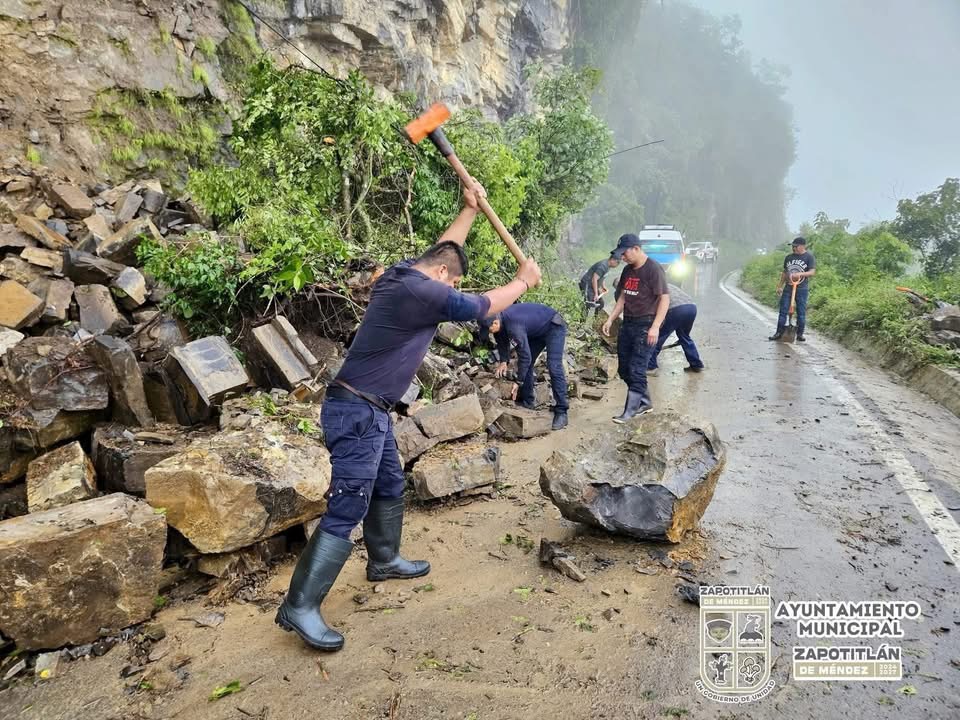 Derrumbe Zapotitlán